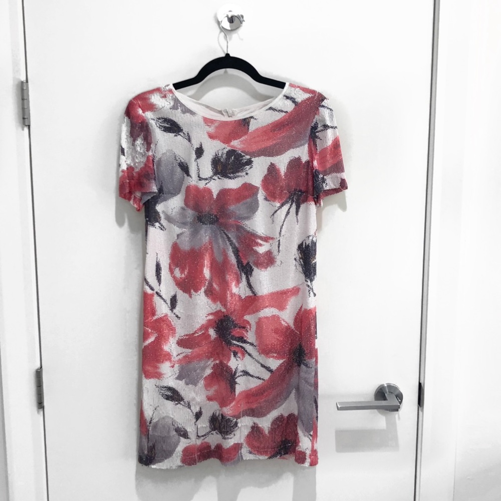 LUNA White & Pink Sequin Short Sleeve Flower Dress